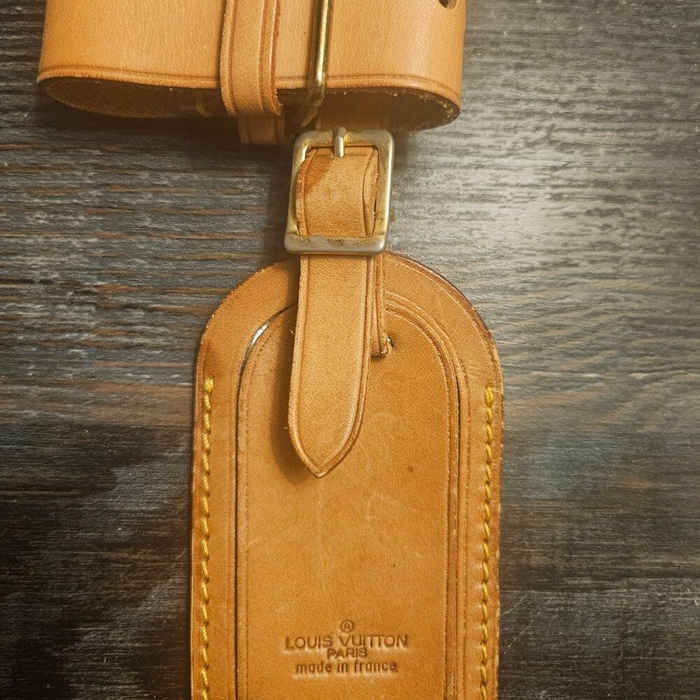 Authentic Louis Vuitton Luggage Tag with Poignet